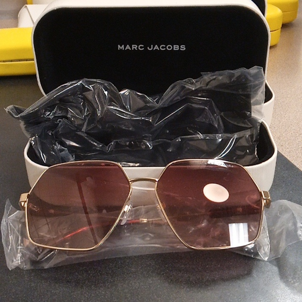 Marc Jacobs sunglasses